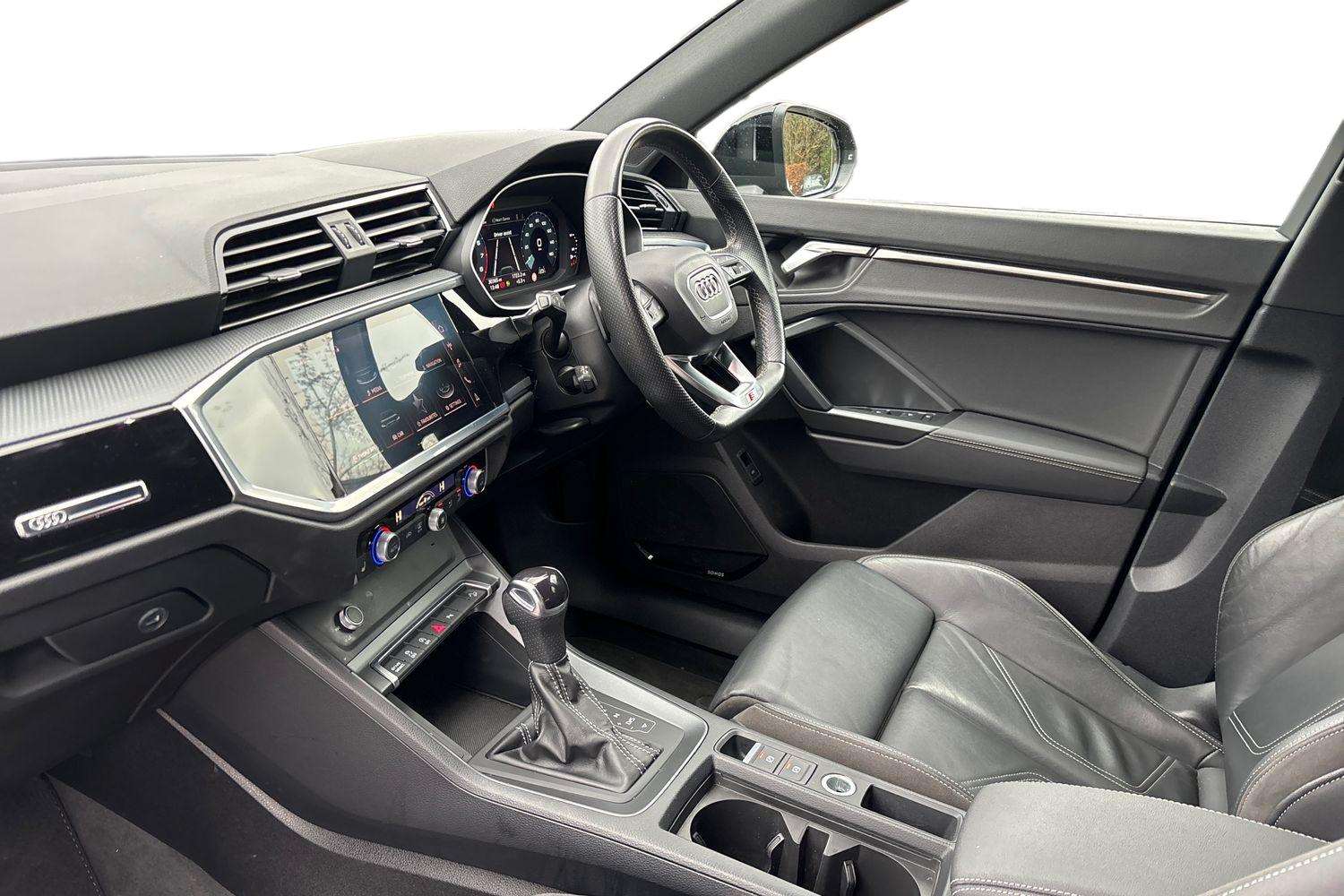 Used Audi Q3 2022 for sale - 77649053: Photo 2