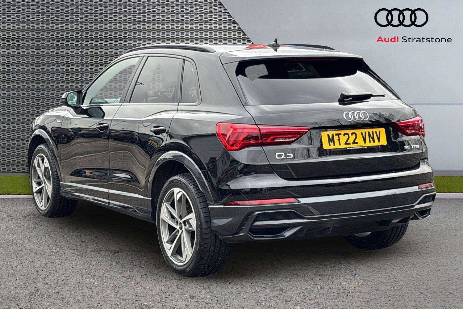 Used Audi Q3 2022 for sale - 77649053: Photo 3