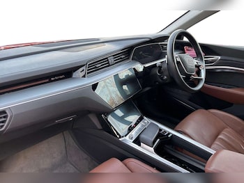 Used Audi e-tron 2019 for sale - 77051409: Photo