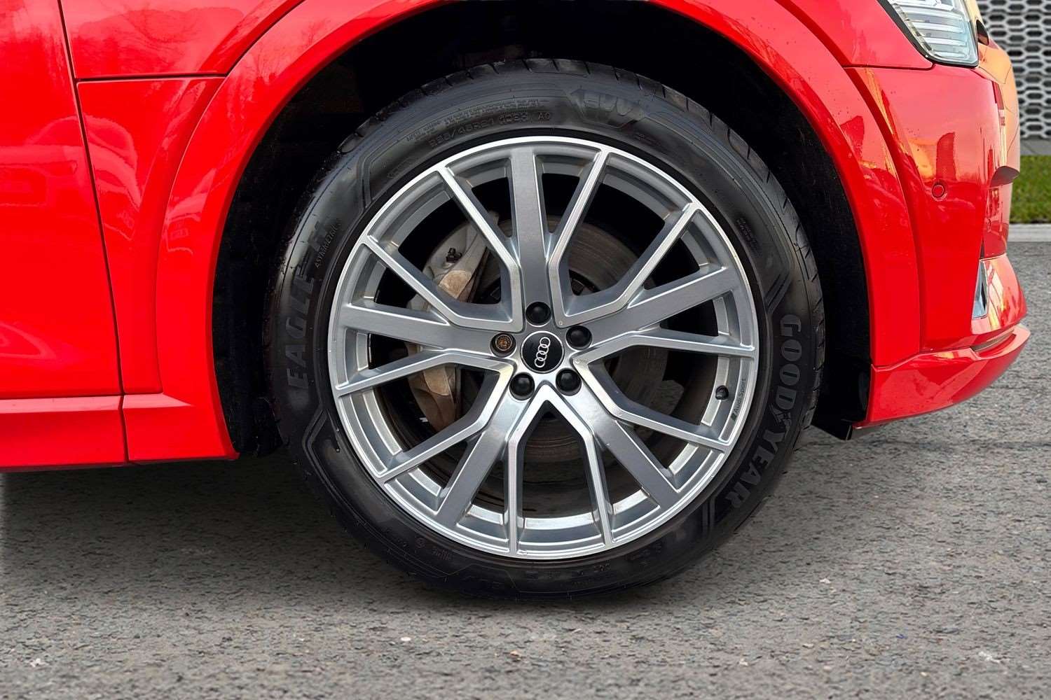 Used Audi e-tron 2019 for sale - 77051409: Photo 5