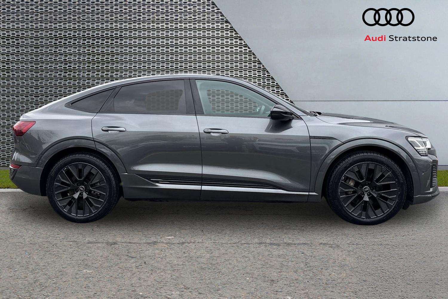 Used Audi Q8 2023 for sale - 78104520: Photo 4