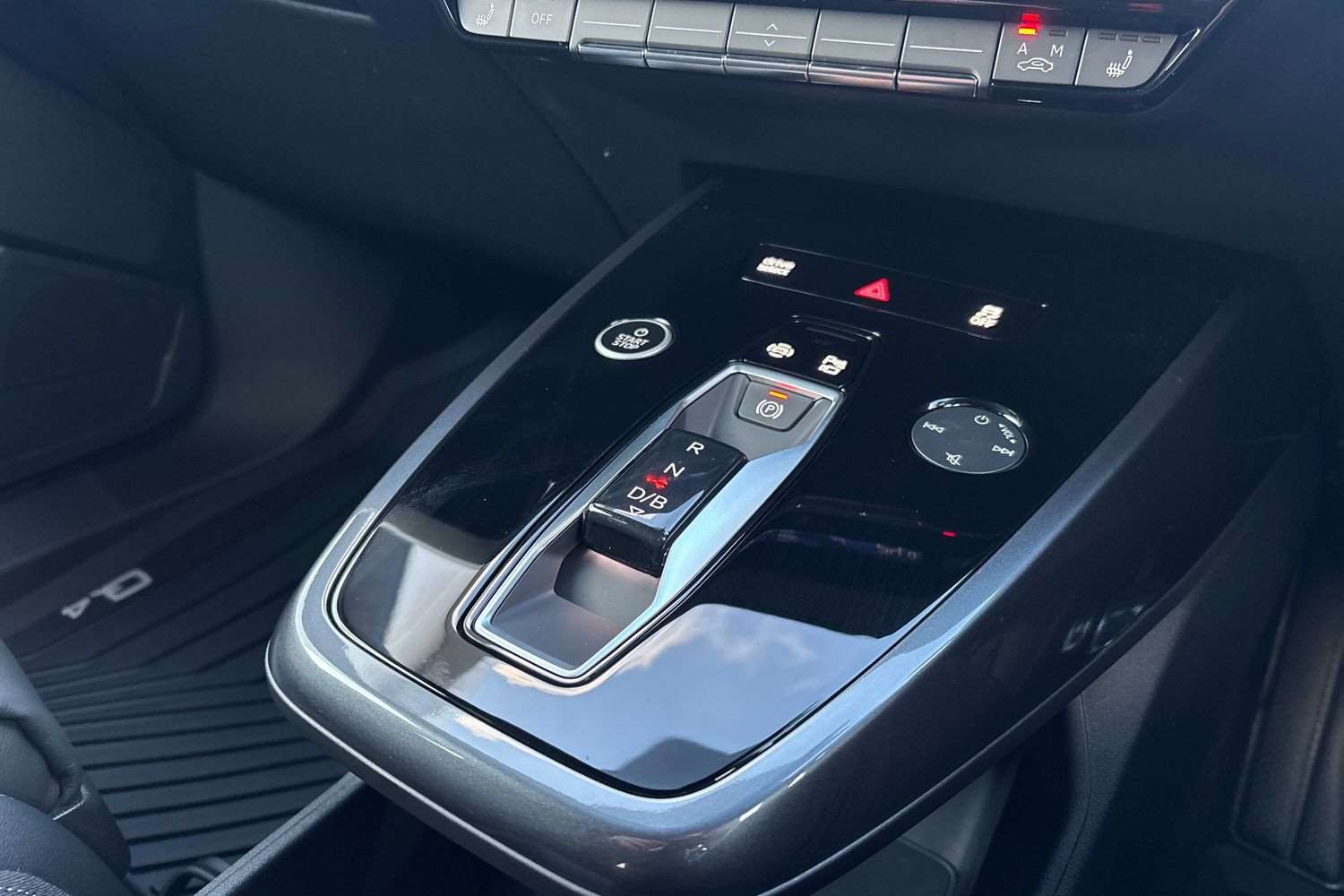 Used Audi Q4 e-tron 2025 for sale - 77206335: Photo 15