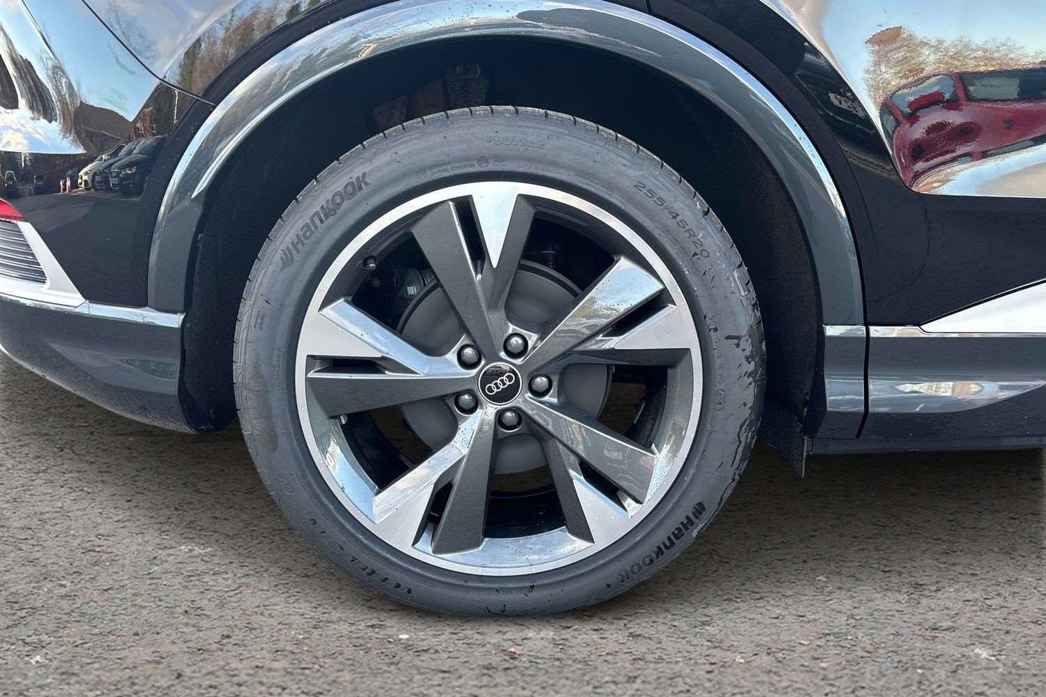 Used Audi Q4 e-tron 2025 for sale - 77206335: Photo 9