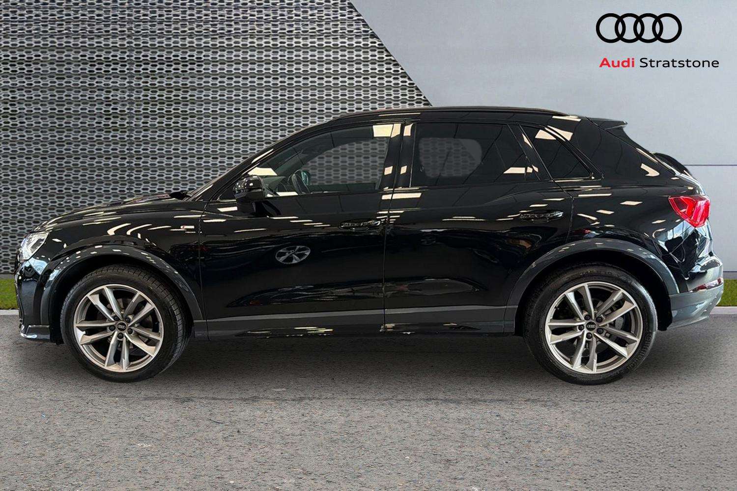 Used Audi Q3 2022 for sale - 77443520: Photo 8