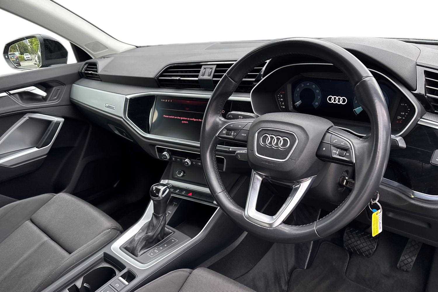 Used Audi Q3 2019 for sale - 76192084: Photo 6