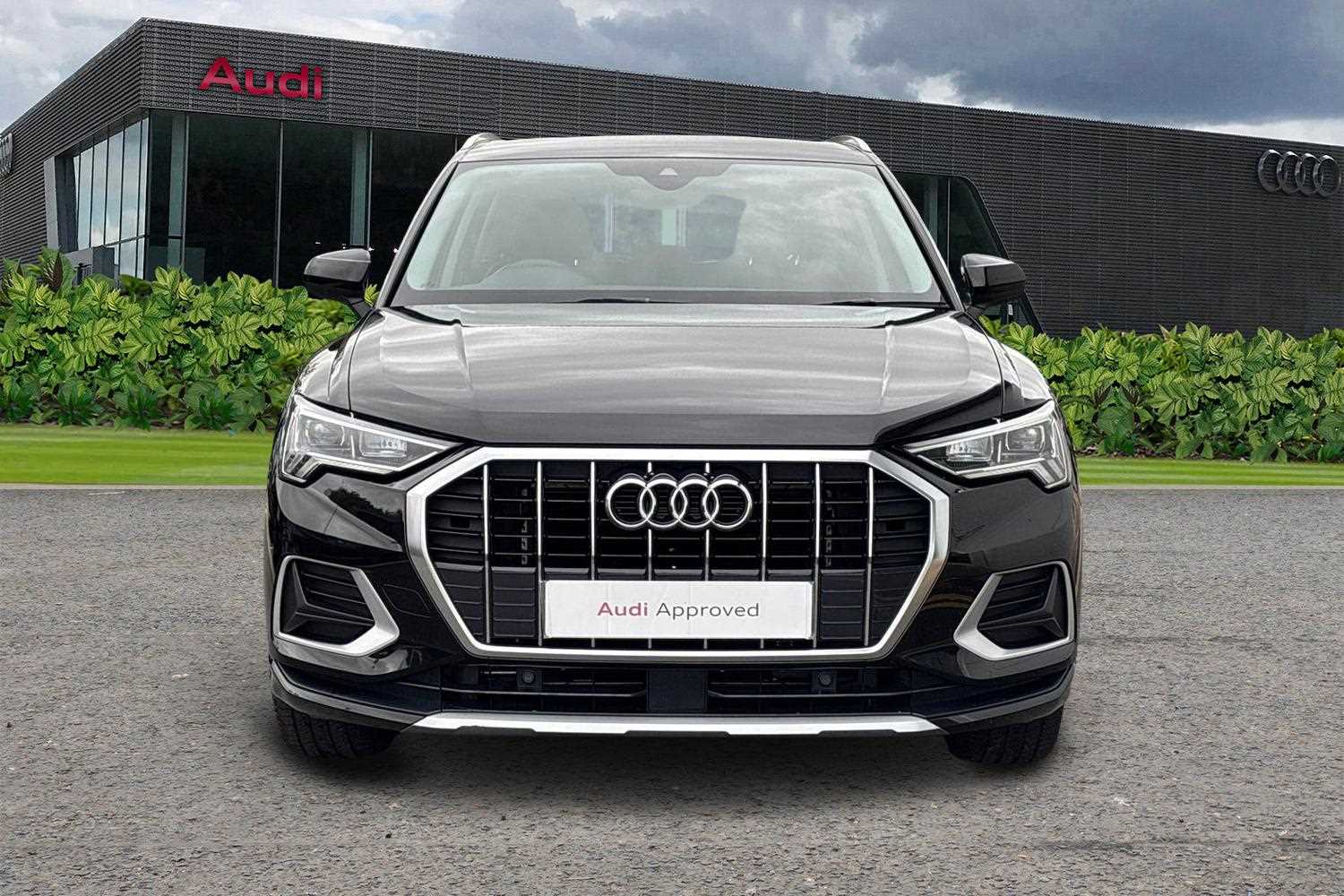 Used Audi Q3 2019 for sale - 76192084: Photo 8