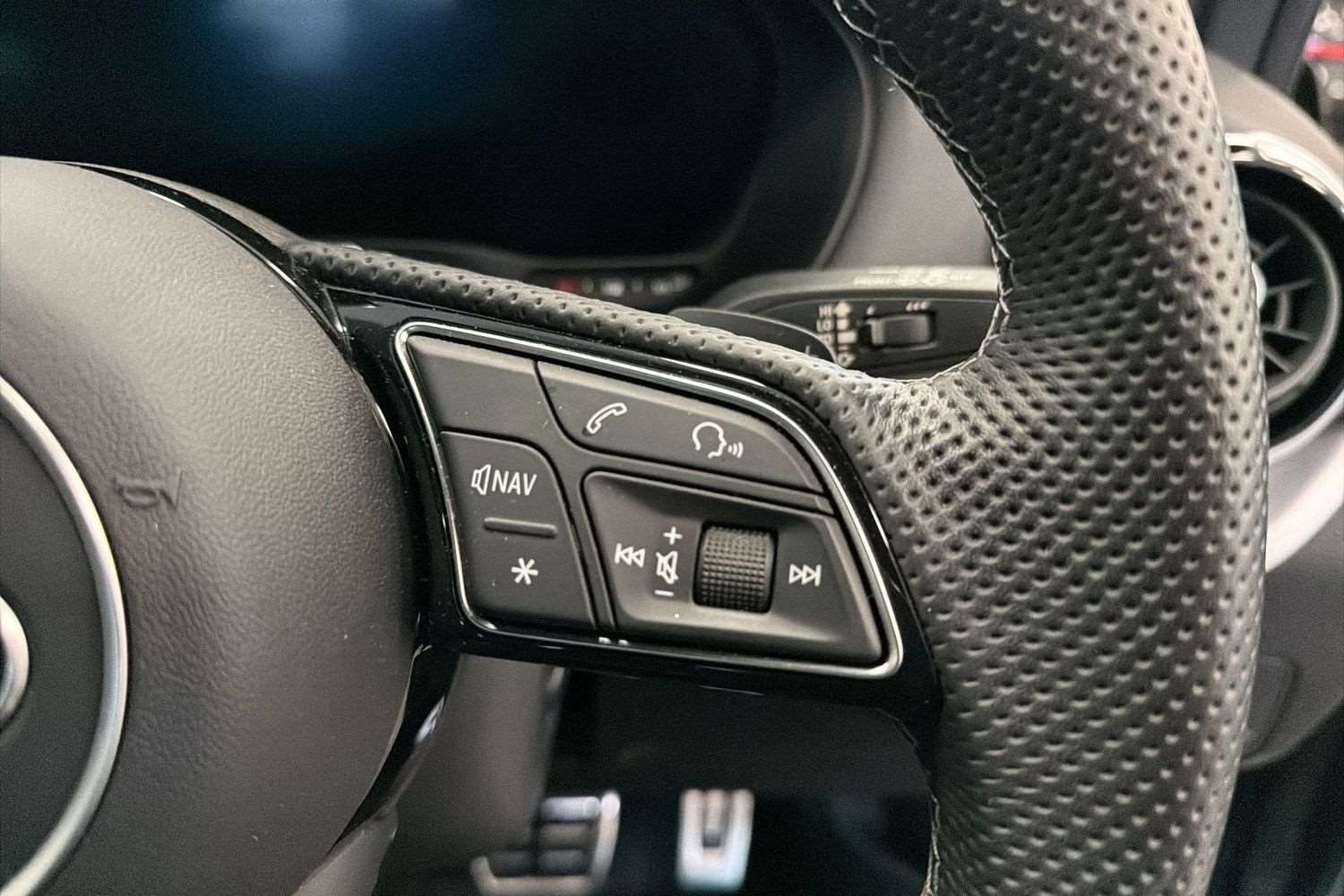 Used Audi Q2 2023 for sale - 77414643: Photo 17