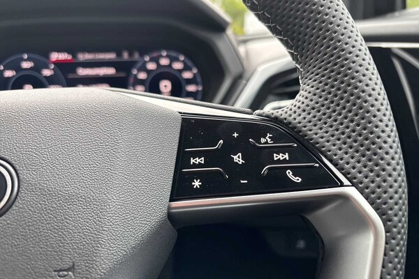 Used Audi Q4 e-tron 2025 for sale - 75711021: Photo 30