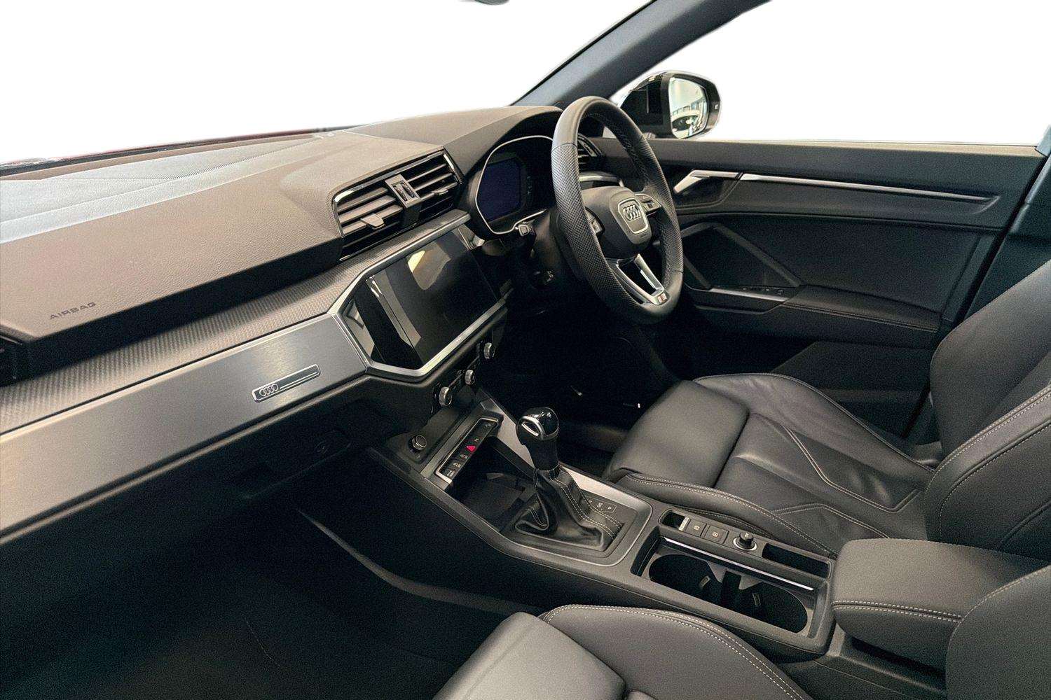 Used Audi Q3 for sale - 77928731: Photo 2