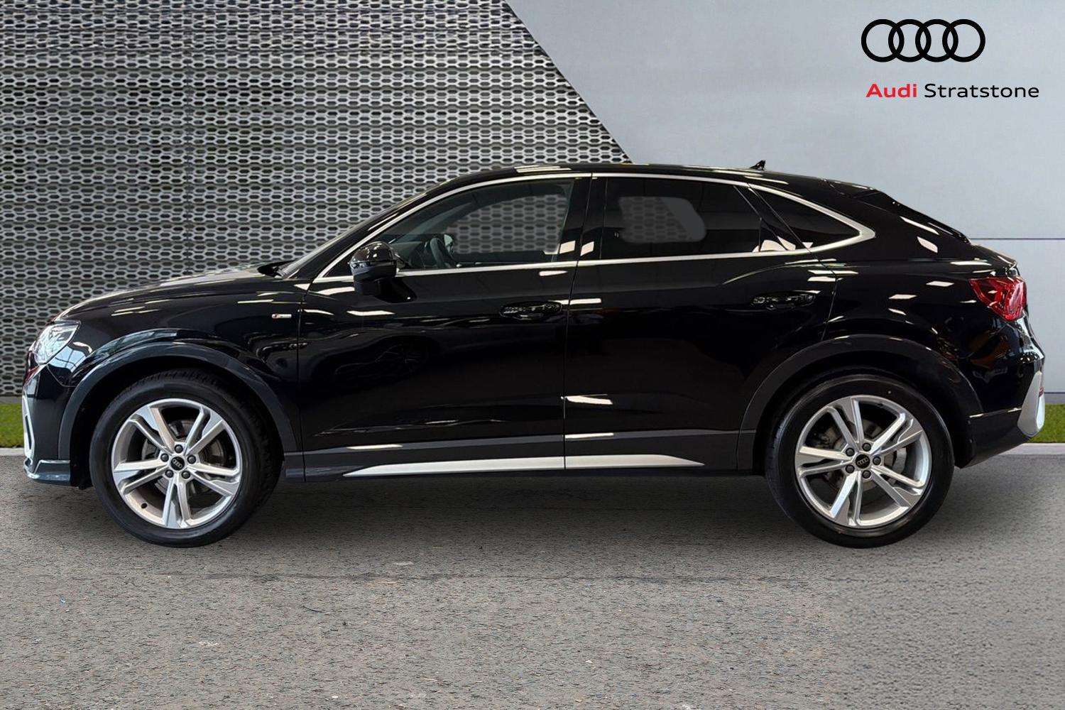 Used Audi Q3 for sale - 77928731: Photo 8