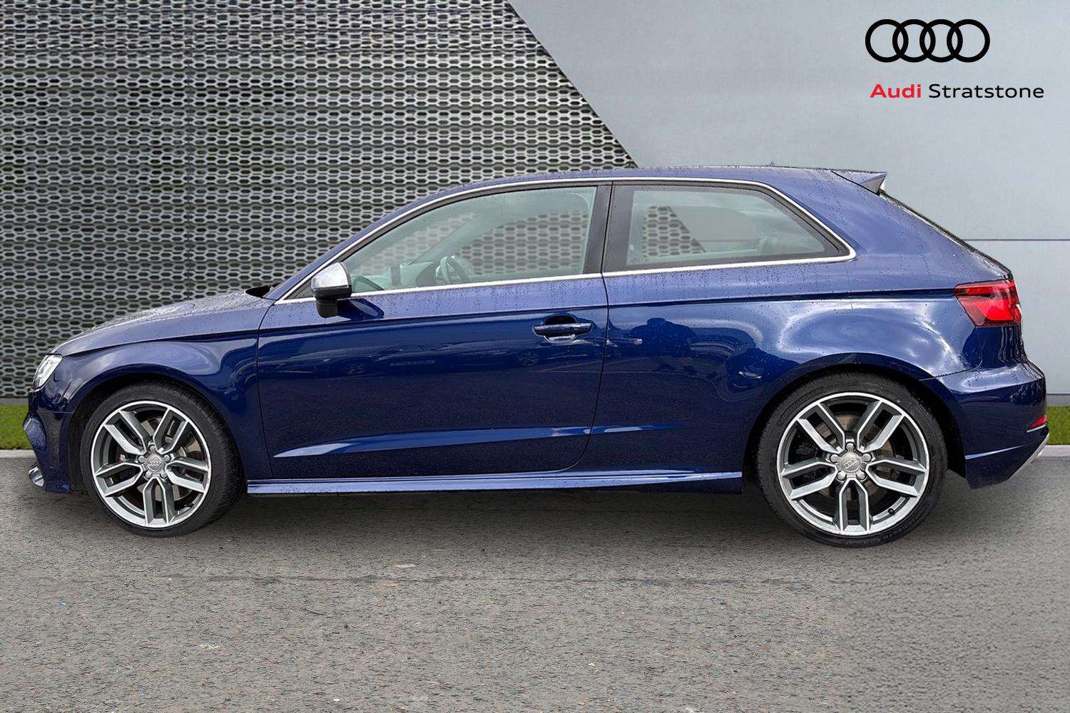 Used Audi A3 2017 for sale - 77552988: Photo 8