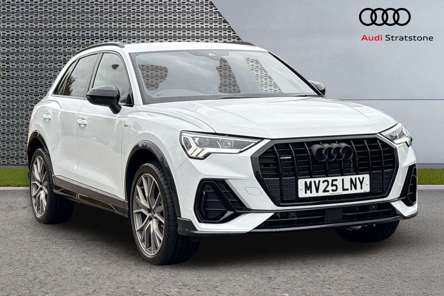 Used Audi Q3 2025 for sale - 76310708: Photo 1