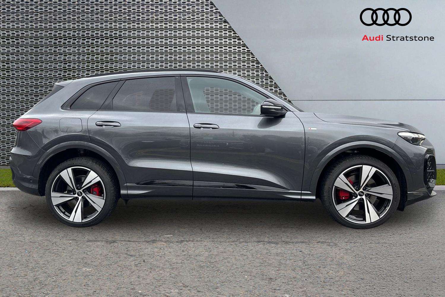 Used Audi Q5 2025 for sale - 77334012: Photo 4