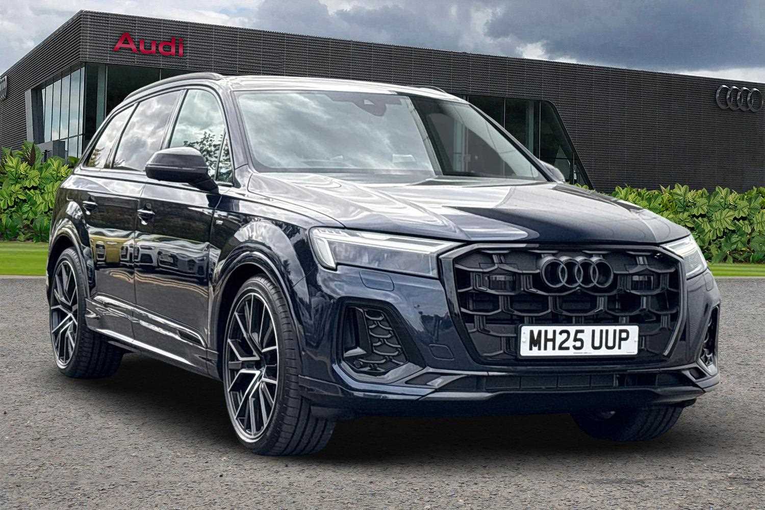 Used Audi Q7 2025 for sale - 76125898: Photo 1