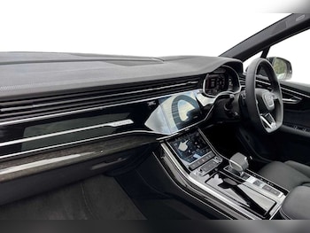 Used Audi Q7 2025 for sale - 76125898: Photo 2