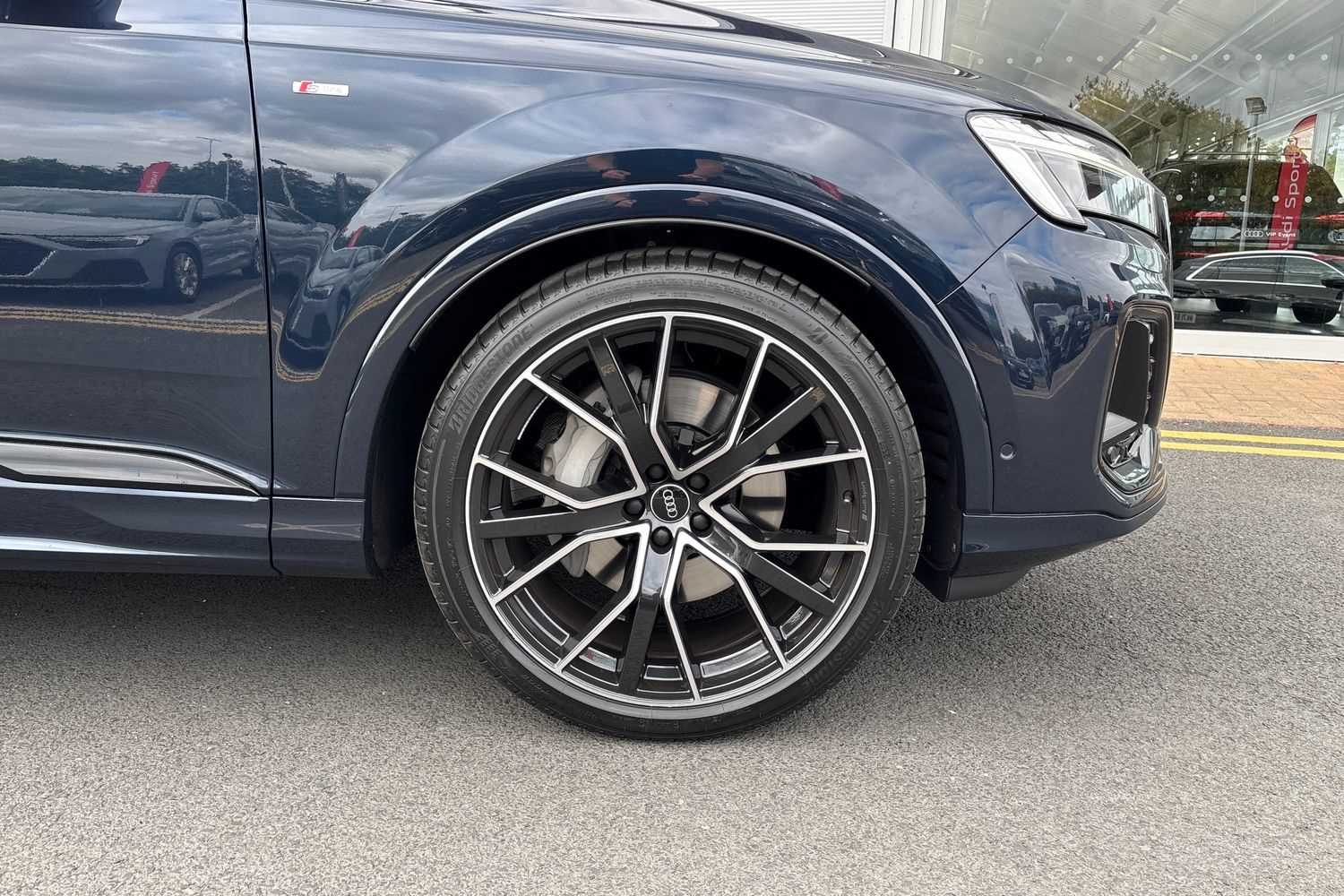 Used Audi Q7 2025 for sale - 76125898: Photo 5