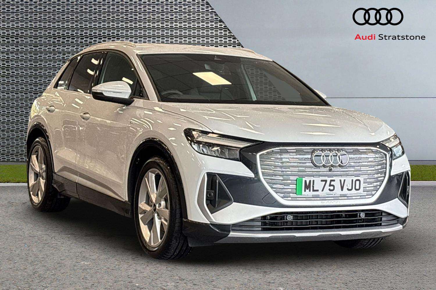 Used Audi Q4 e-tron 2025 for sale - 76141516: Photo 1