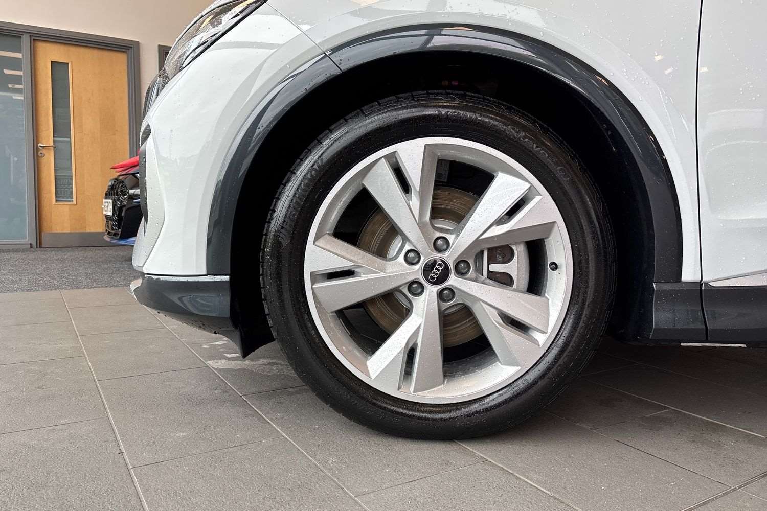 Used Audi Q4 e-tron 2025 for sale - 76141516: Photo 11