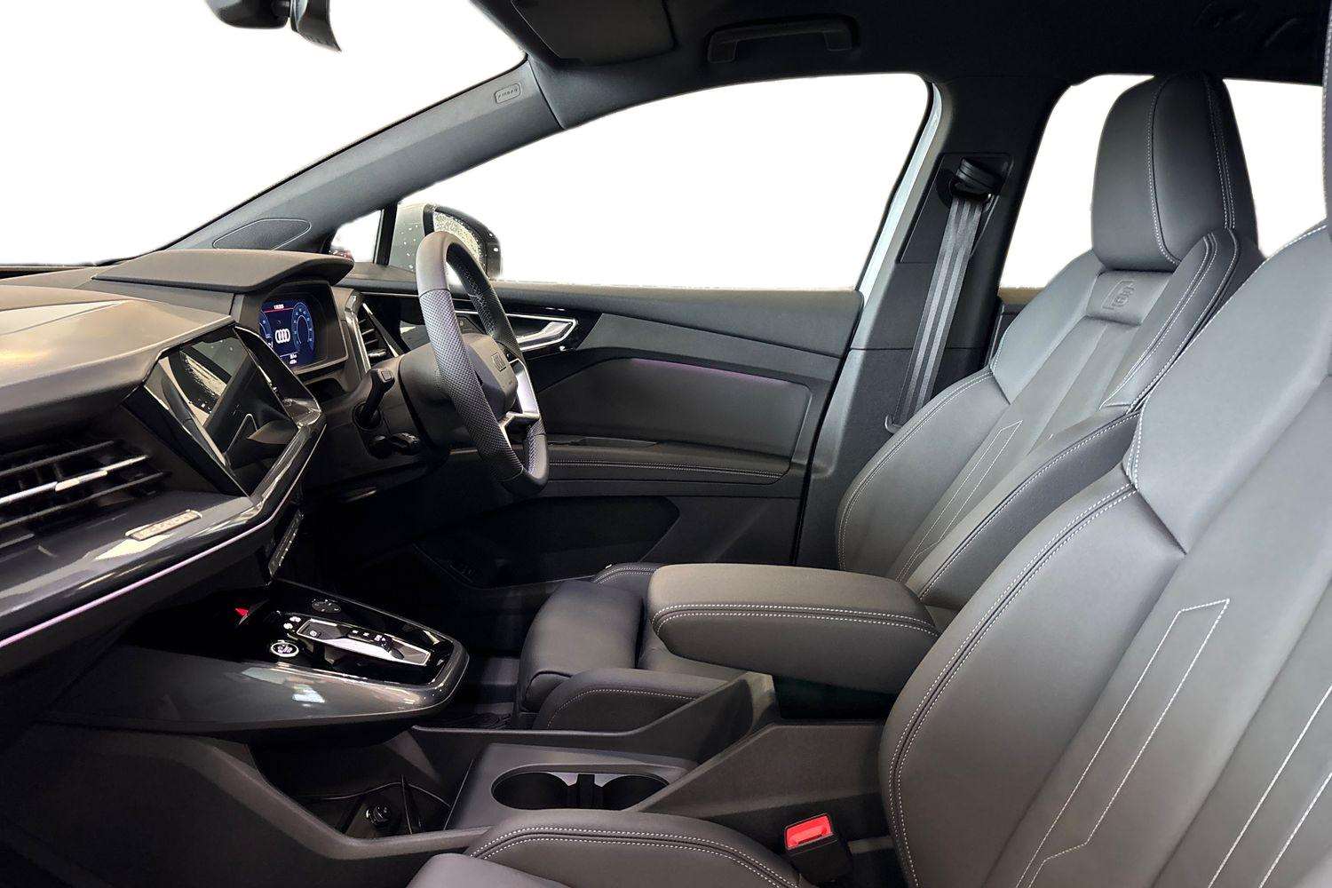 Used Audi Q4 e-tron 2025 for sale - 76141516: Photo 21