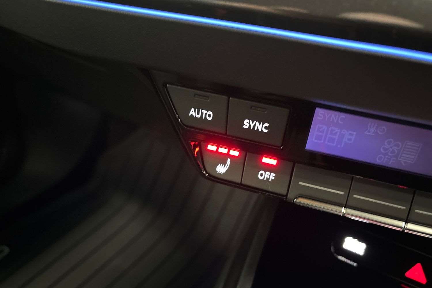 Used Audi Q4 e-tron 2025 for sale - 76141516: Photo 28