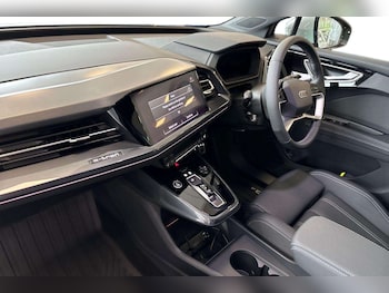 Used Audi Q4 e-tron 2025 for sale - 76141516: Photo