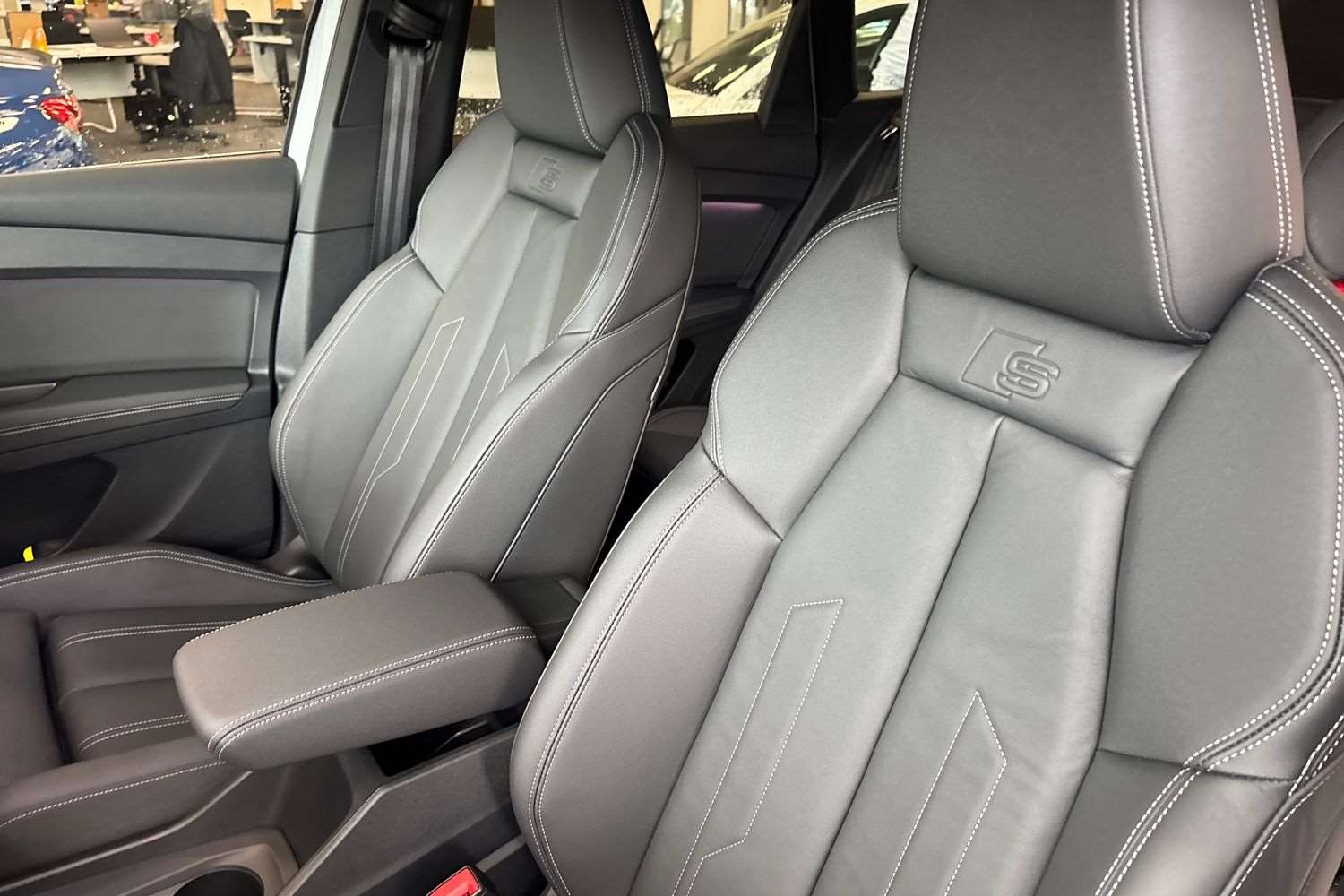 Used Audi Q4 e-tron 2025 for sale - 76141516: Photo 33