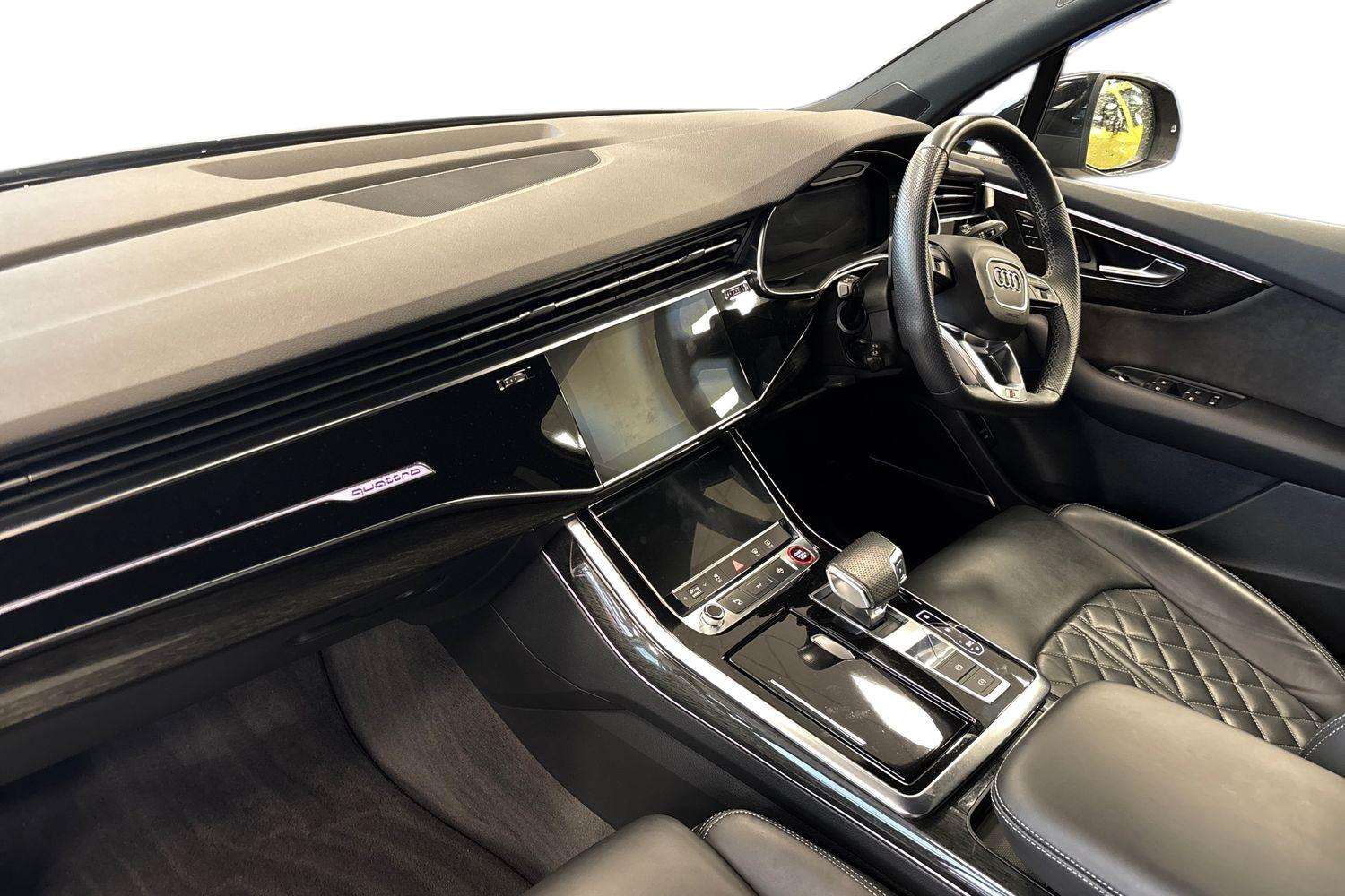 Used Audi Q7 2022 for sale - 77726748: Photo 2