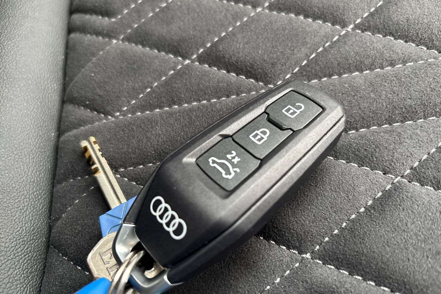 Used Audi Q6 e-tron 2025 for sale - 76488187: Photo 25