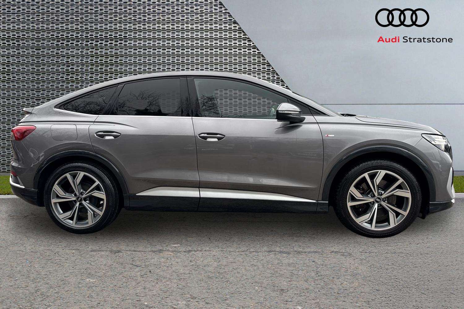 Used Audi Q4 e-tron 2021 for sale - 77514489: Photo 4