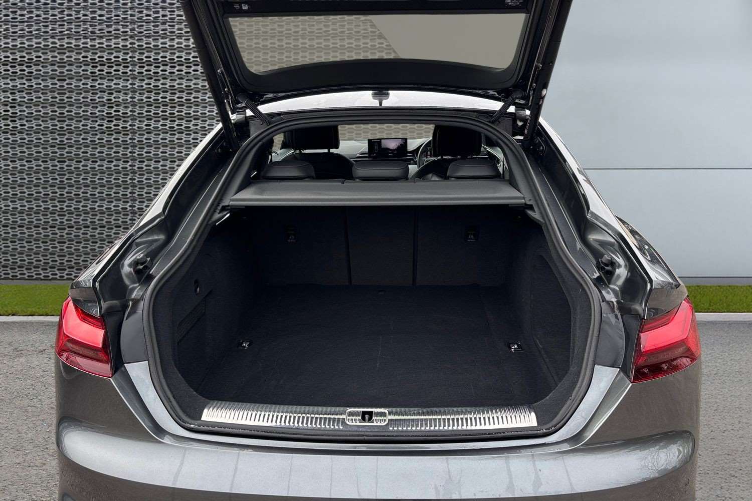 Used Audi A5 2023 for sale - 77996031: Photo 13