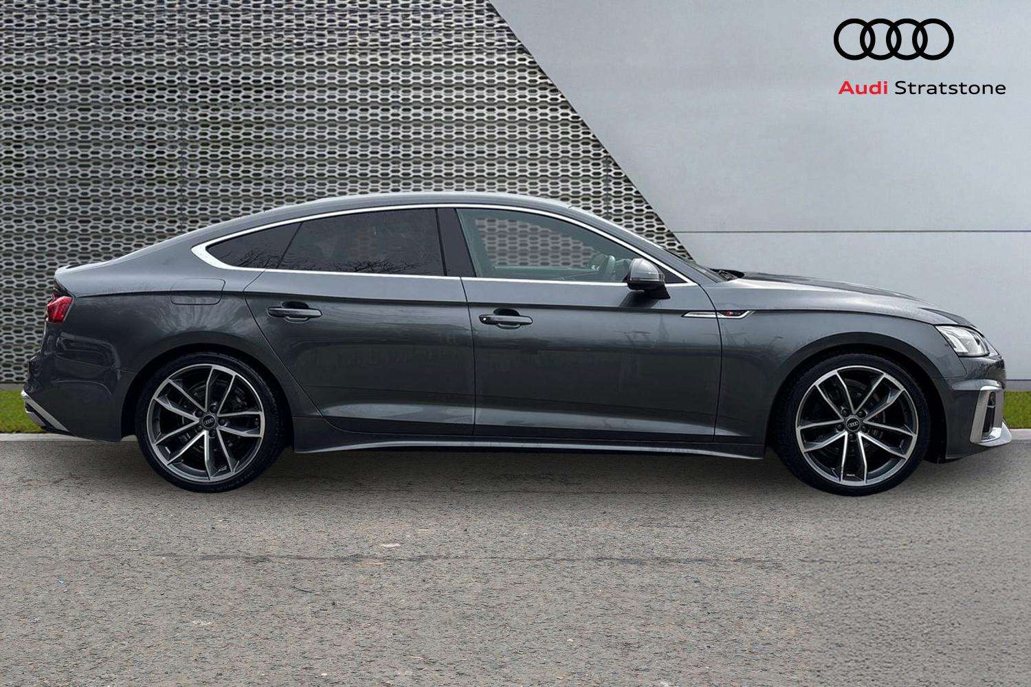 Used Audi A5 2023 for sale - 77996031: Photo 4