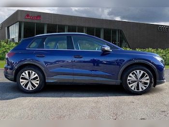 Used Audi Q4 e-tron 2024 for sale - 75785121: Photo