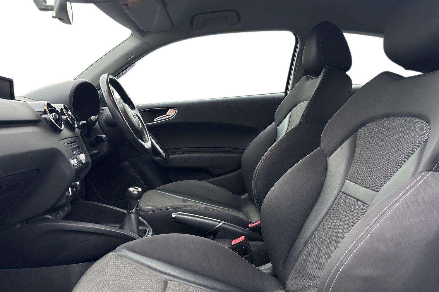 Used Audi A1 2018 for sale - 76827699: Photo 21