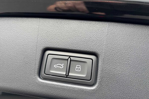 Used Audi Q4 e-tron 2025 for sale - 76075499: Photo 32