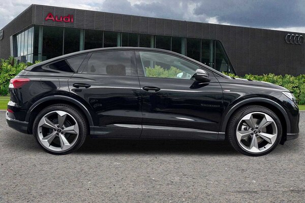 Used Audi Q4 e-tron 2025 for sale - 76075499: Photo 4