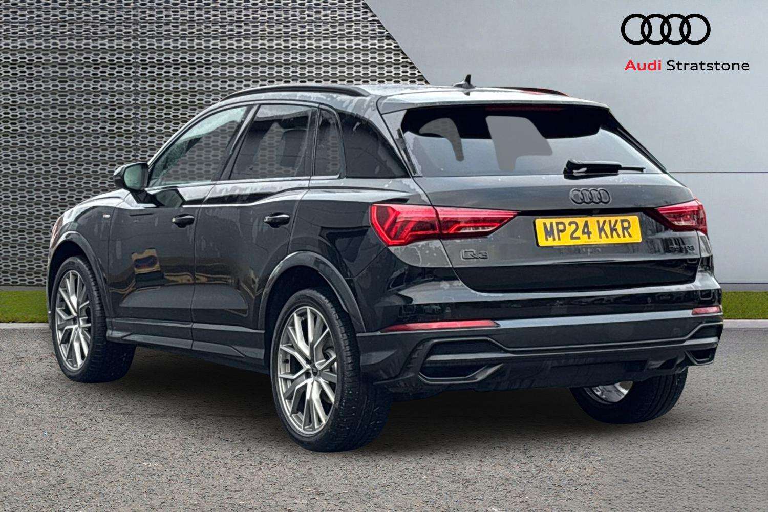 Used Audi Q3 2024 for sale - 77178812: Photo 3