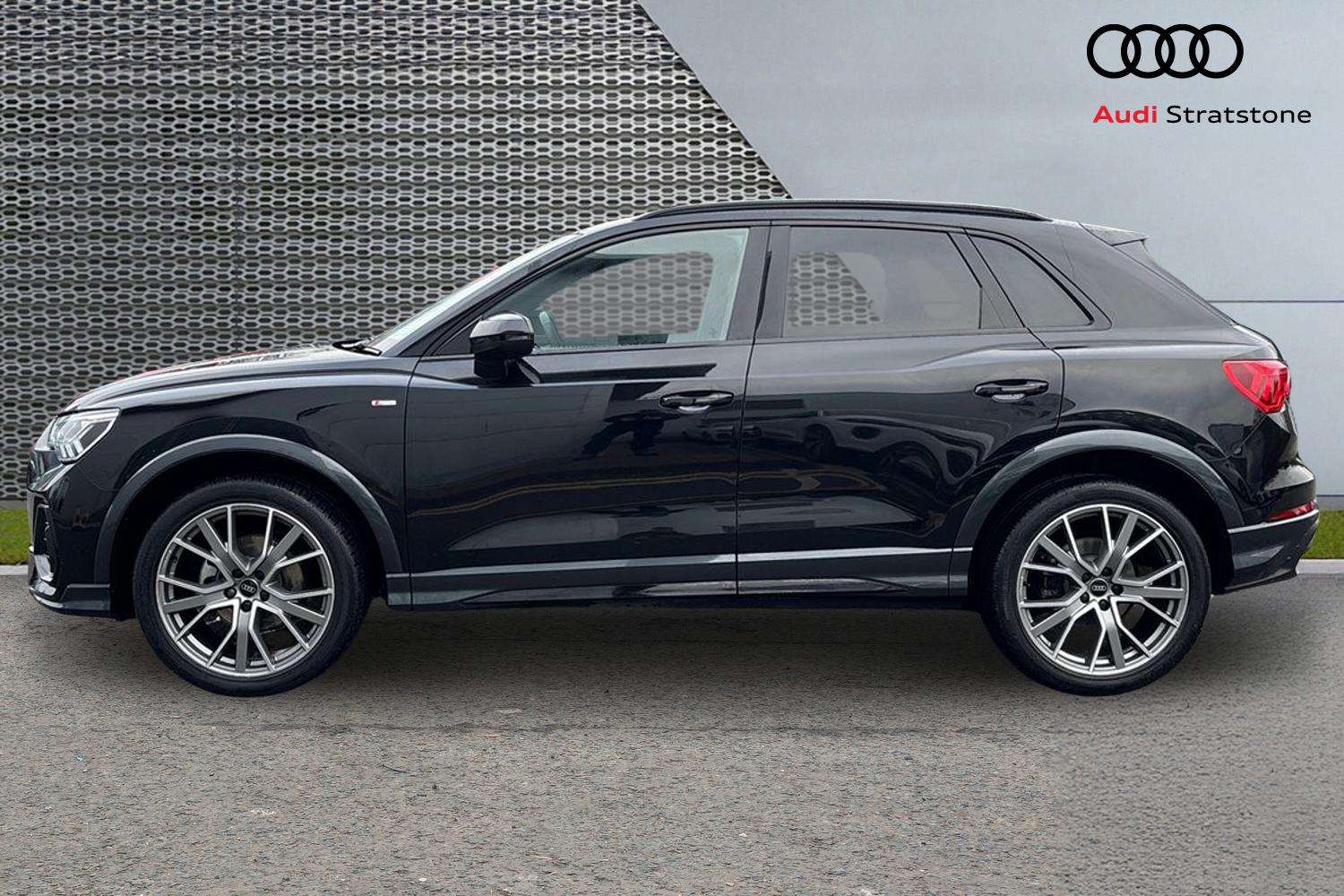 Used Audi Q3 2024 for sale - 77178812: Photo 8