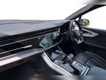 Used Audi Q7 2023 for sale - 78686270: Photo