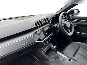 Used Audi Q3 2025 for sale - 79376864: Photo