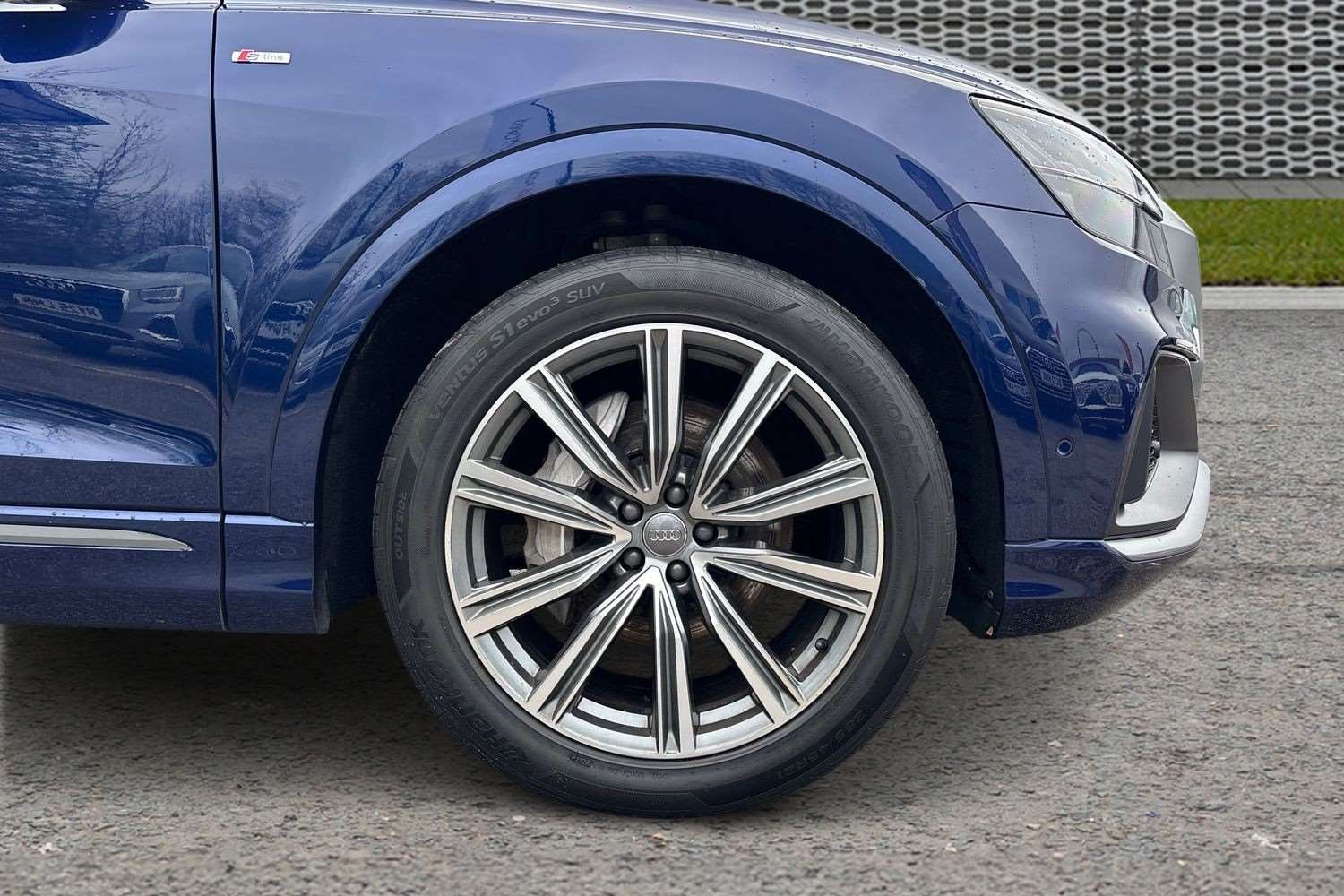 Used Audi Q8 2020 for sale - 77913686: Photo 5