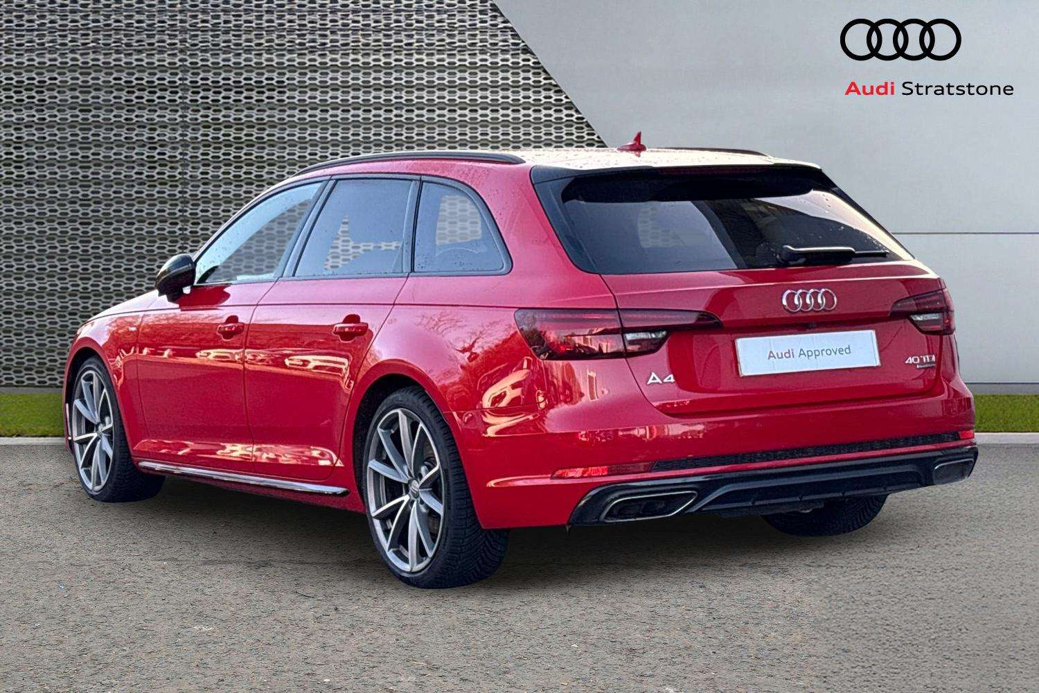 Used Audi A4 2019 for sale - 76610594: Photo 3