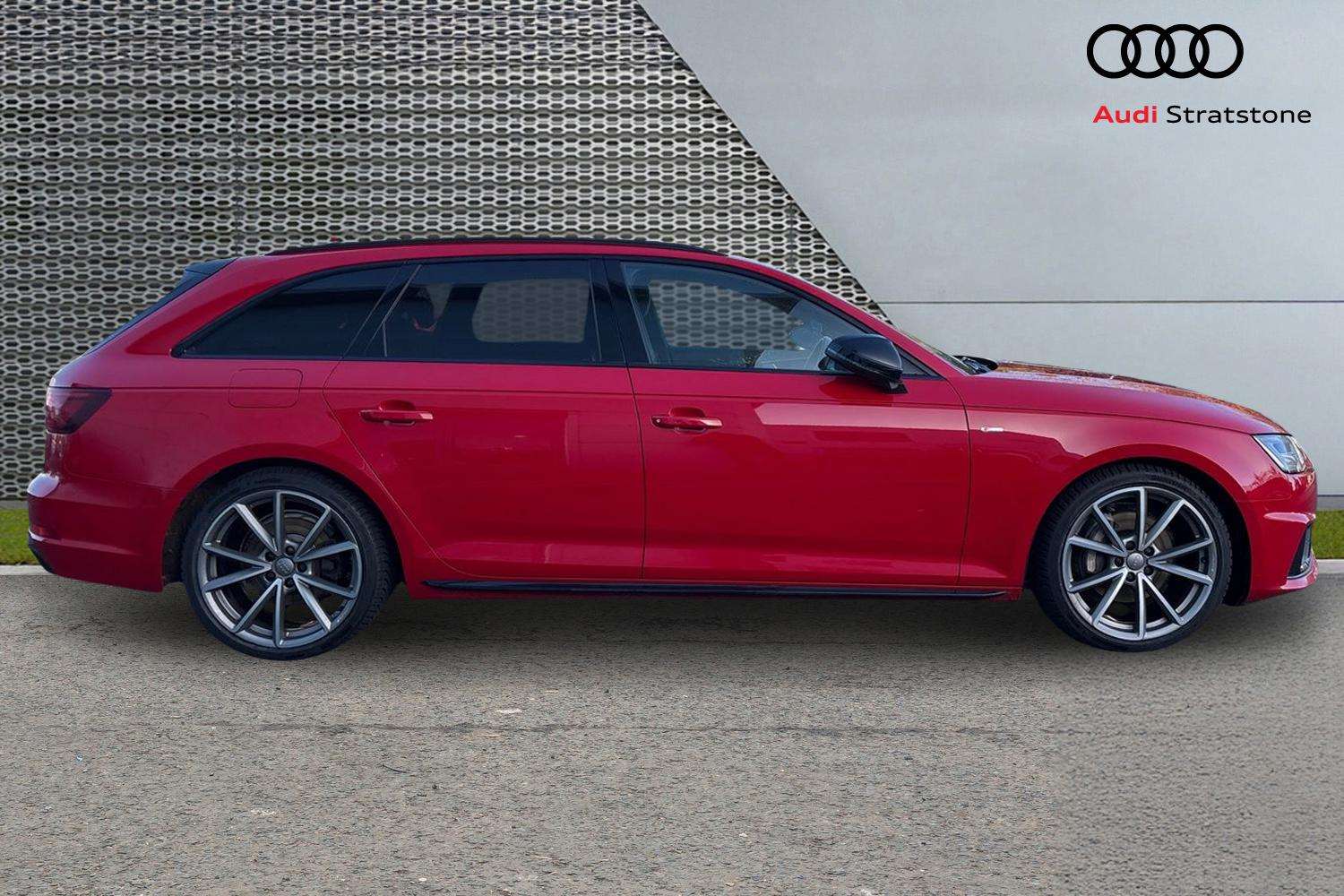 Used Audi A4 2019 for sale - 76610594: Photo 4