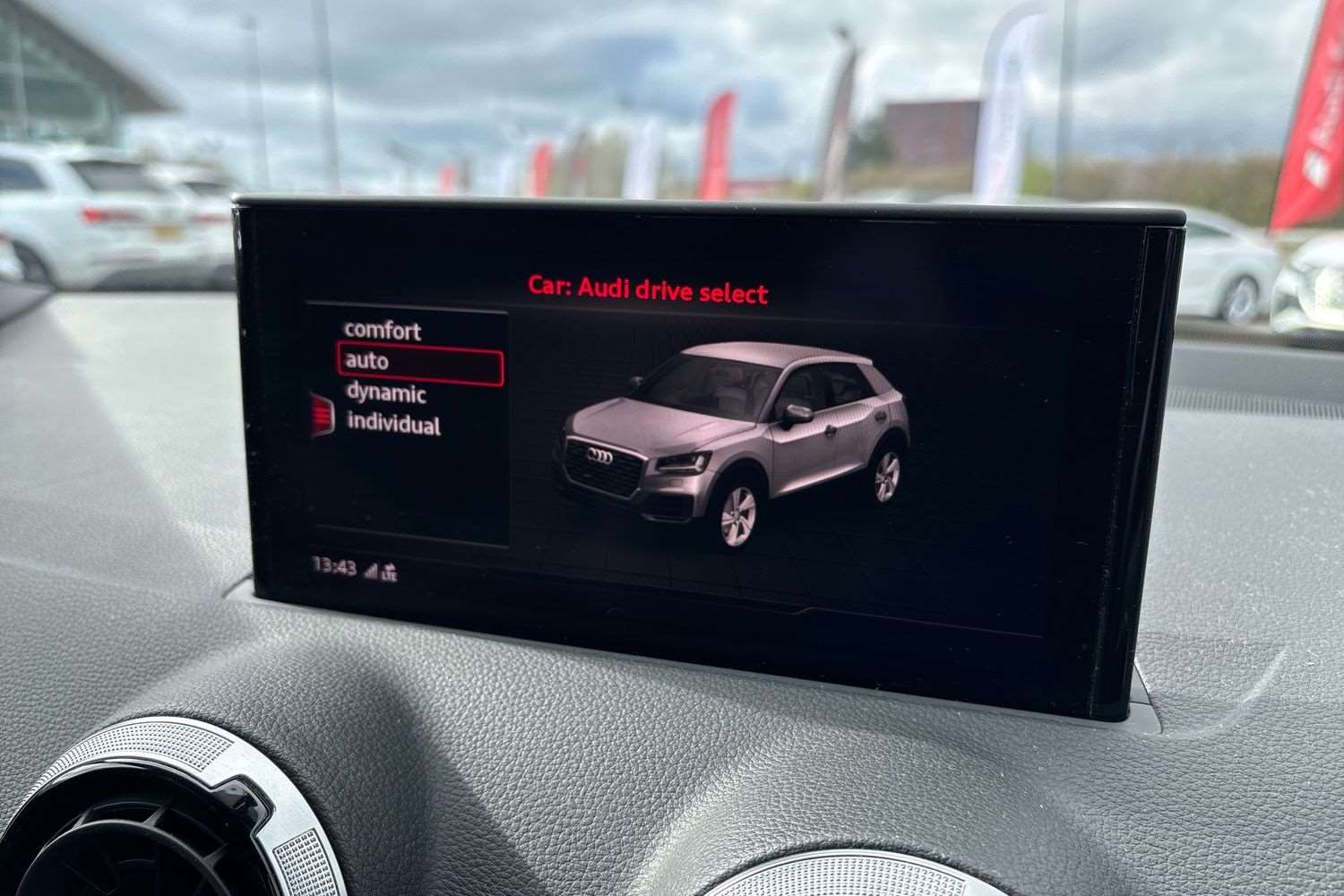 Used Audi Q2 for sale - 77862523: Photo 30