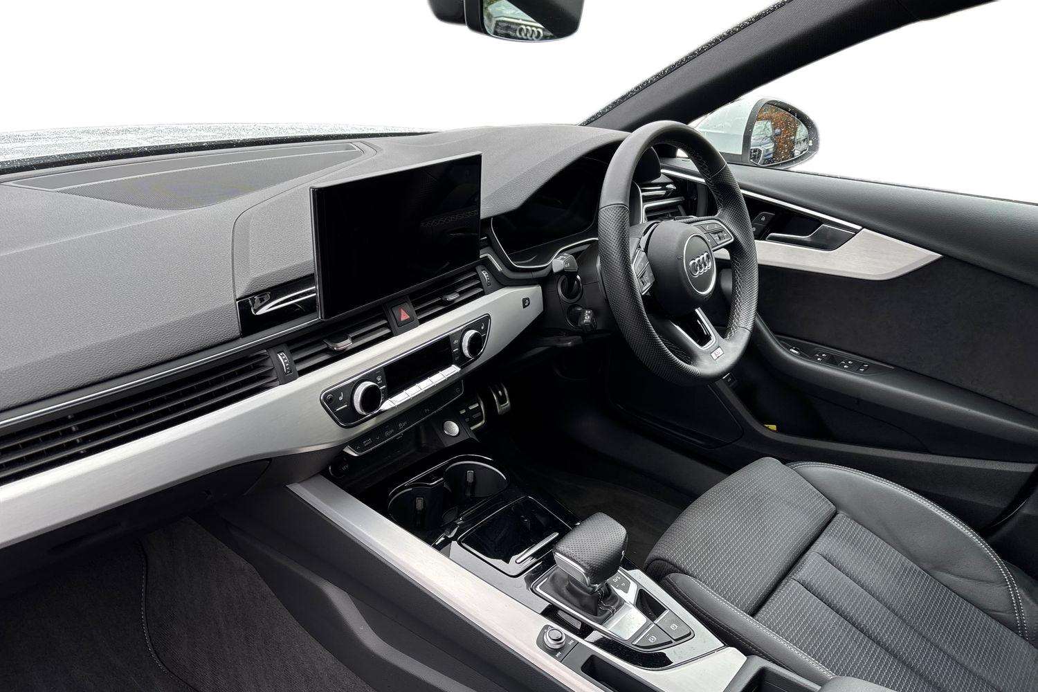 Used Audi A4 2023 for sale - 78104544: Photo 2