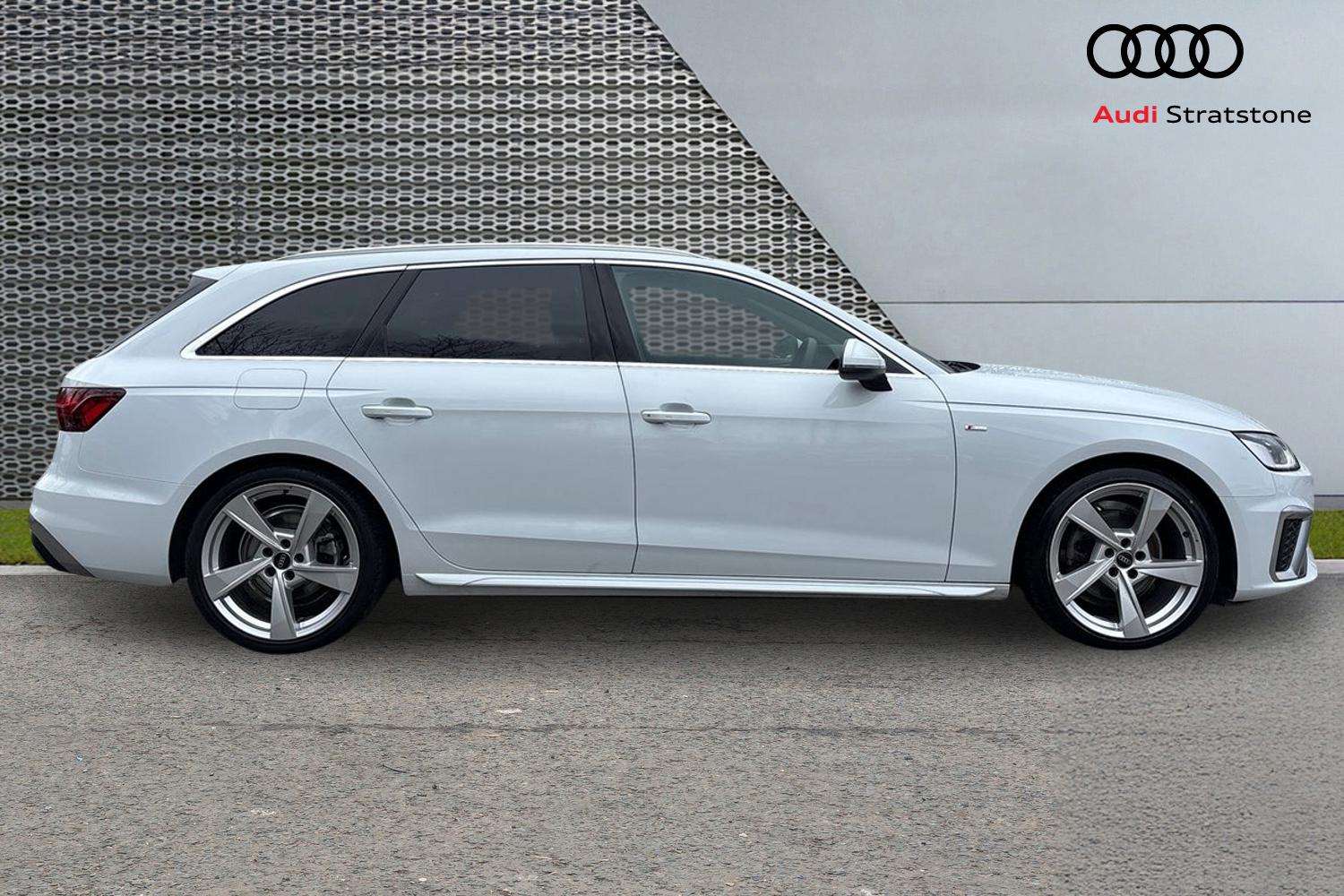 Used Audi A4 2023 for sale - 78104544: Photo 4