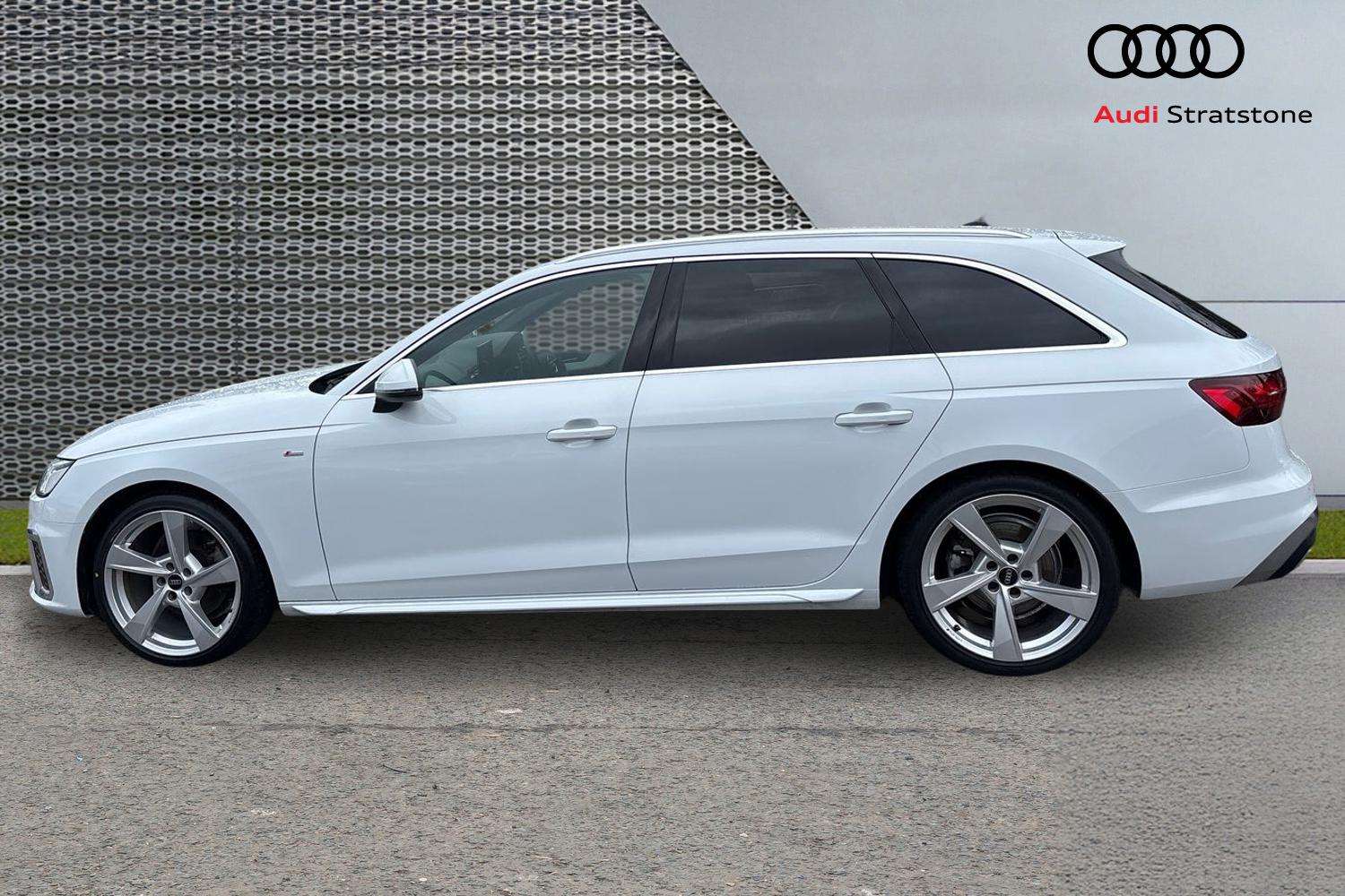 Used Audi A4 2023 for sale - 78104544: Photo 8