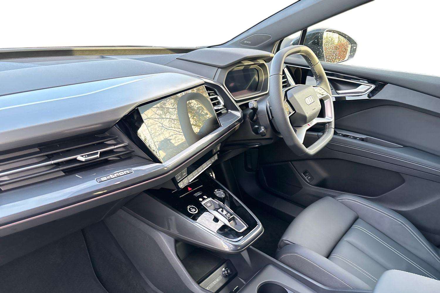 Used Audi Q4 e-tron 2026 for sale - 77827461: Photo 2