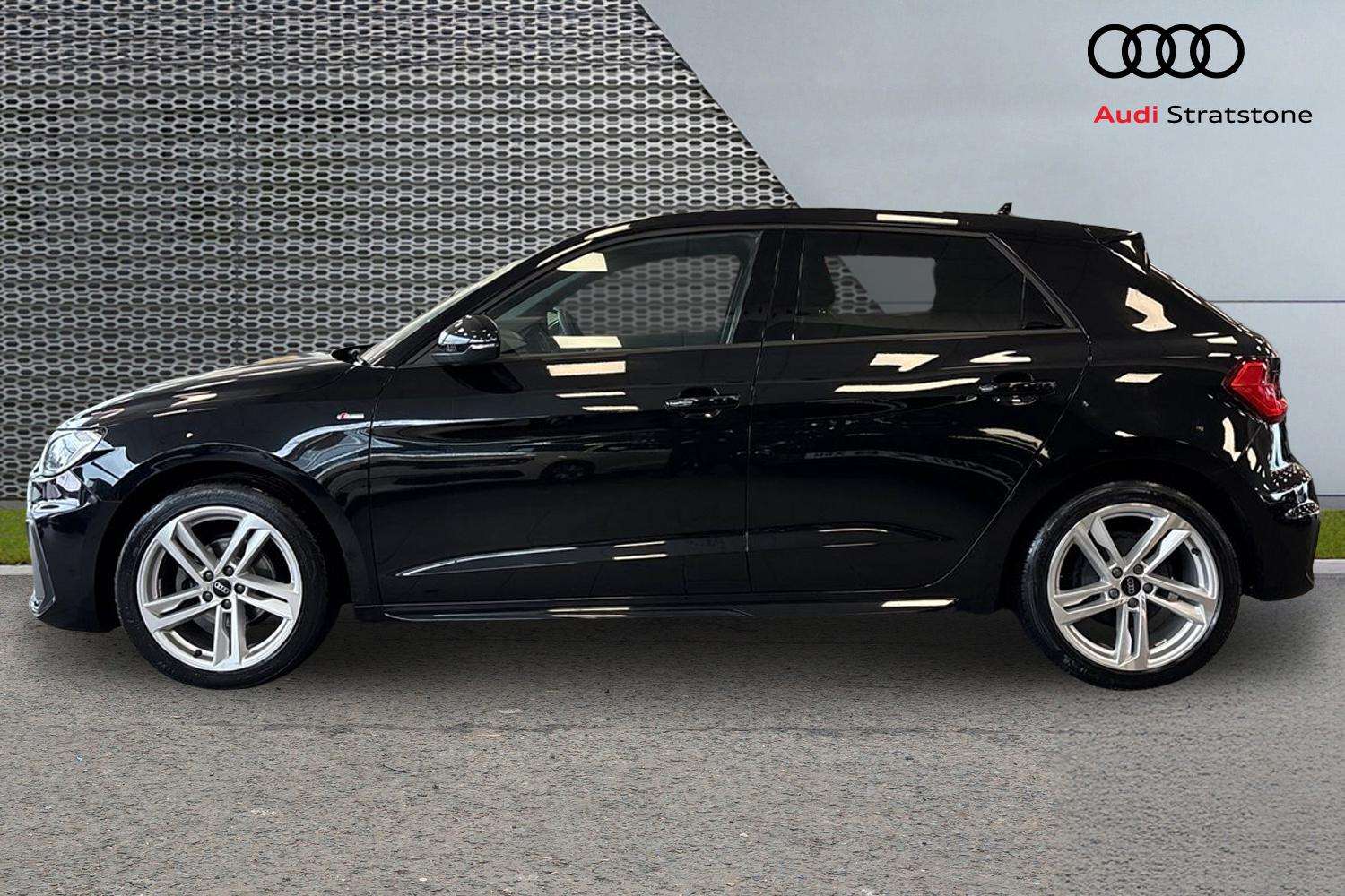 Used Audi A1 2023 for sale - 77134880: Photo 8