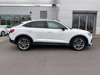 Used Audi Q3 2023 for sale - 78161259: Photo