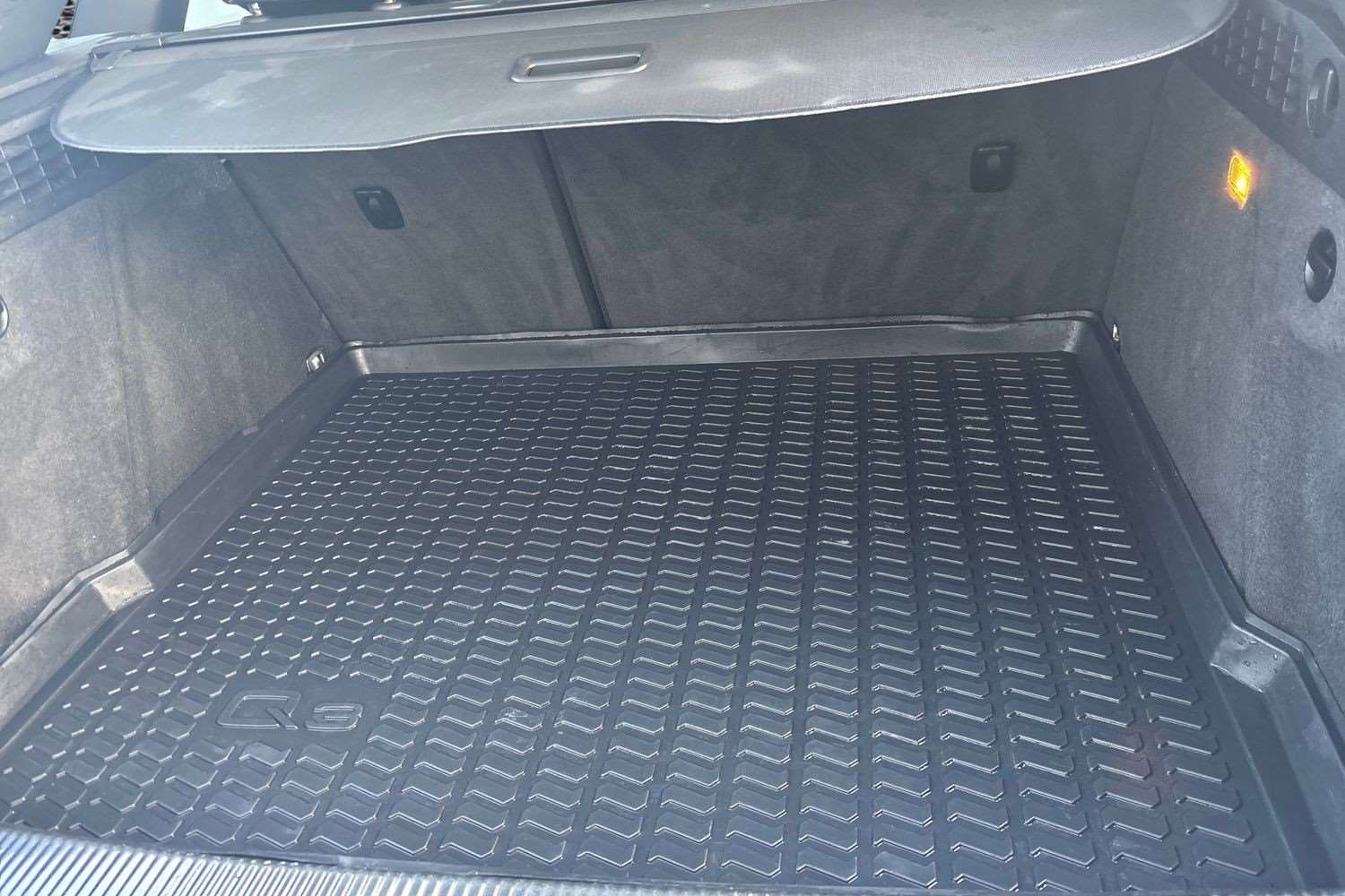 Used Audi Q3 2016 for sale - 76928953: Photo 13